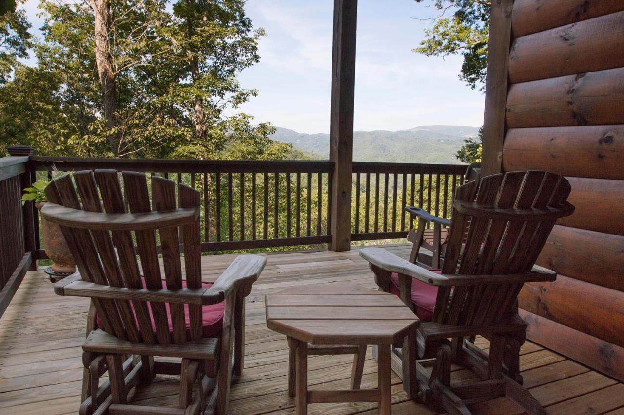 Lazy Bear Lodge Valle Crucis Kültér fotó